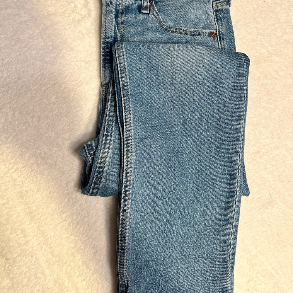 GAP 90s Straight High Rise Jeans Women’s 28/6 Light Wash Denim